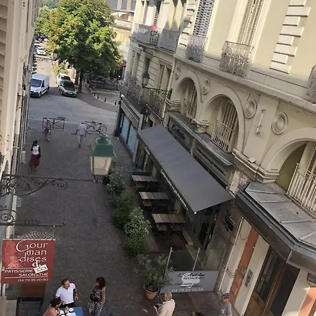 28 M2 Au 21 Rue Des Bains * Aix-les-Bains