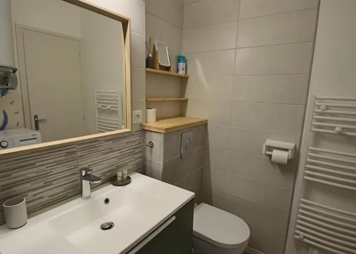 28 M2 Au 21 Rue Des Bains * Aix-les-Bains