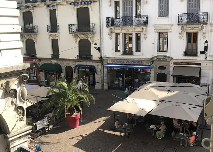 28 M2 Au 21 Rue Des Bains Apartman