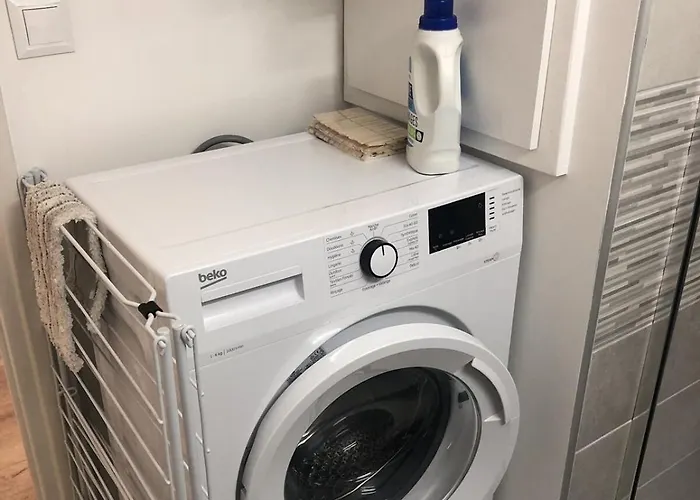 28 M2 Au 21 Rue Des Bains * Aix-les-Bains